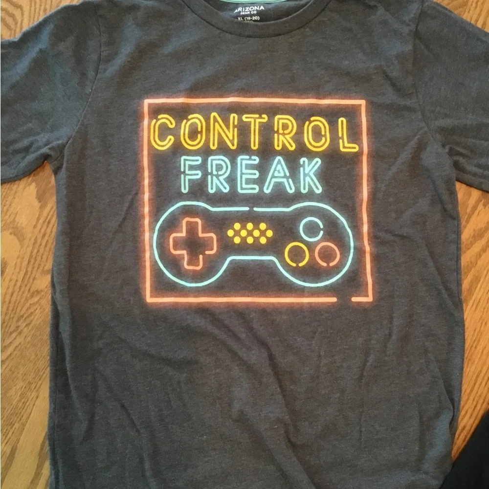 Boy’s XL 18-20, Gaming Tee’s, Long Short Sleeve